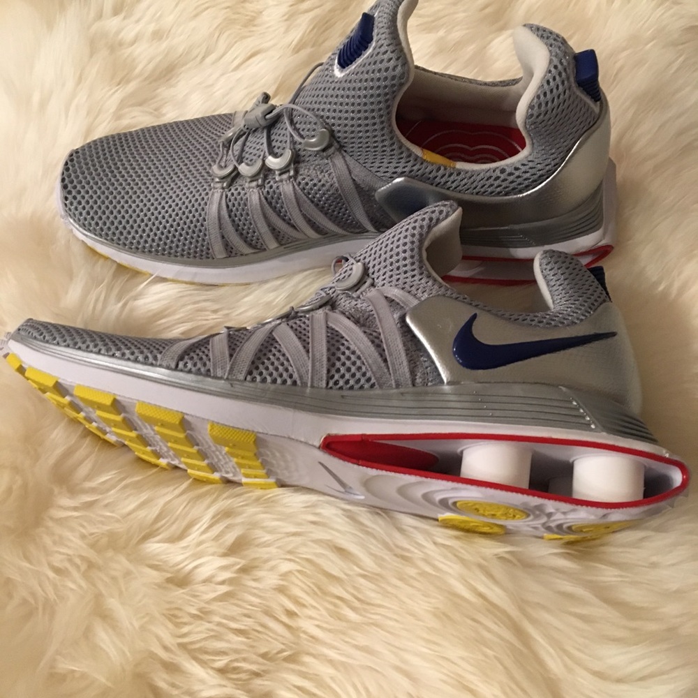 Brand New Nike Shox Gravity Sneakers